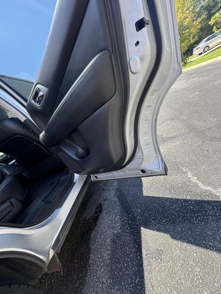 Car detailing in Columbia SC by Mikah’s, offering detailing auto near me and car car detailing.